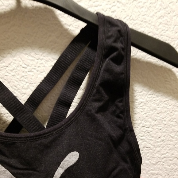 Puma Large Compression Bra - Picture 7 of 11